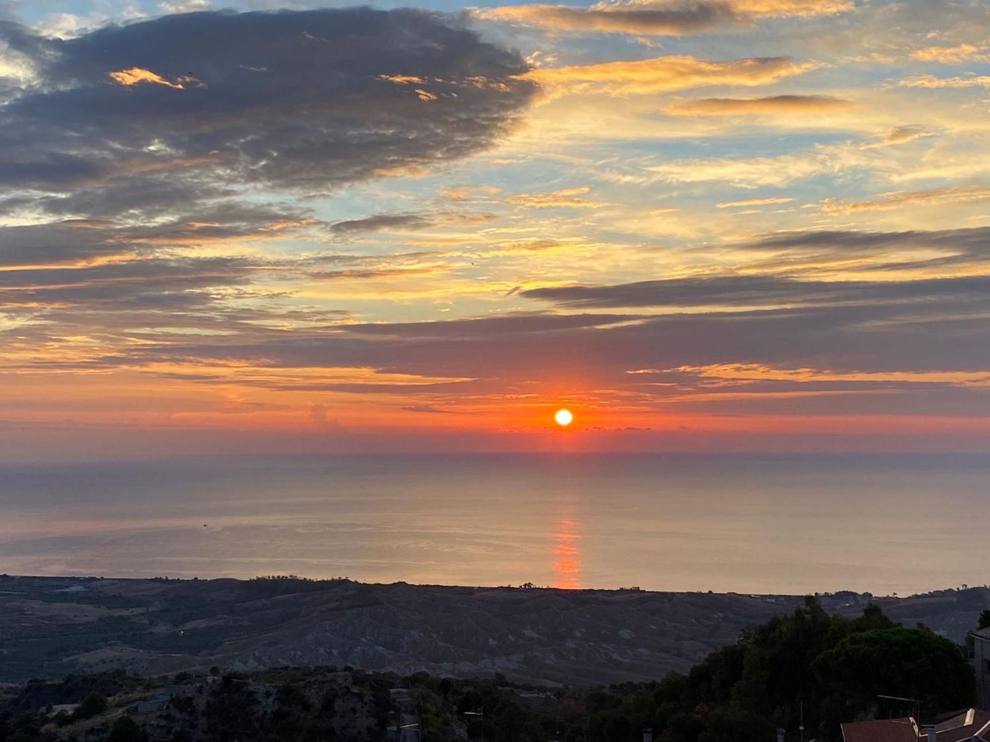 Perla Del Borgo Bed&Breakfast Santa Caterina dello Ionio Exterior foto